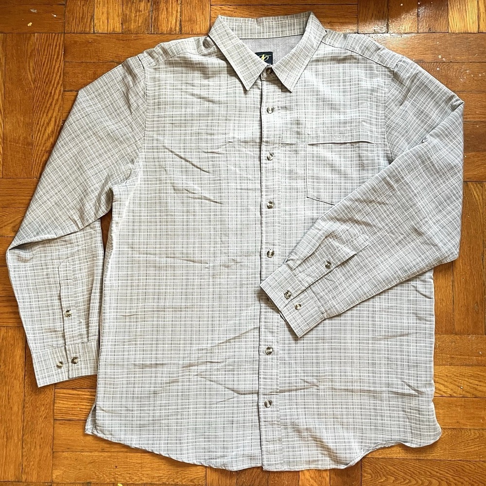 NordicTrack Mens XL Gray Plaid Button Up Shirt Vented Mesh Panel Wicking Hiking